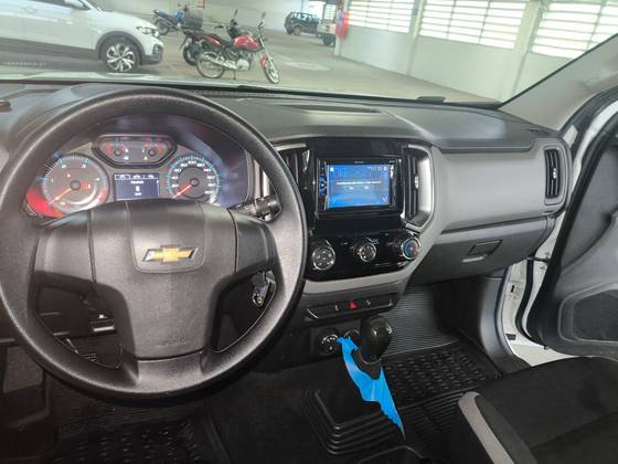 CHEVROLET S10 2.8 LS 4X4 CD 16V TURBO DIESEL 4P MANUAL